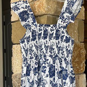 THML Blue/White Floral Maxi dress Size Small